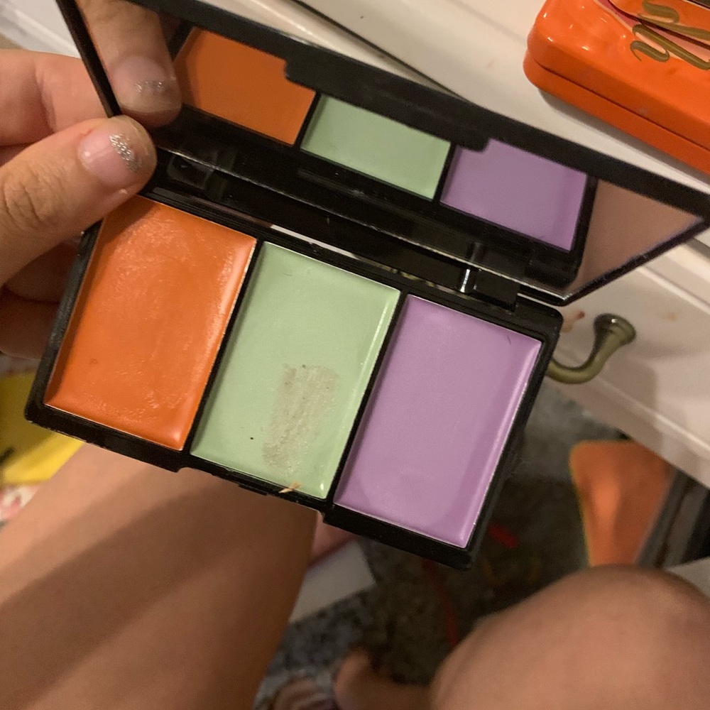 Color correcting palette - Picture 2 of 2